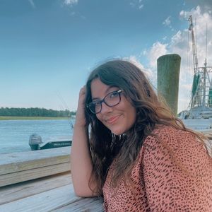 Meet your Posher, Molly